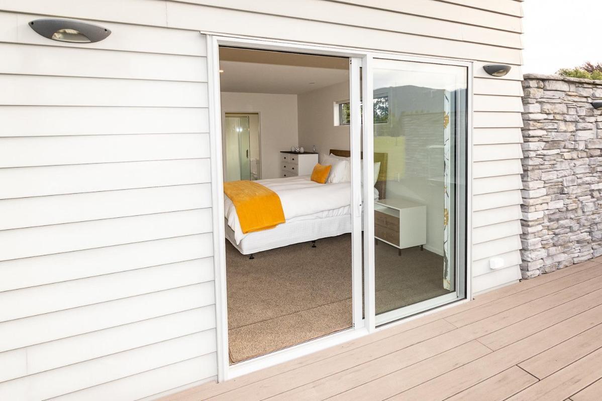 Poppa Pete's - Te Anau Holiday Home Bagian luar foto